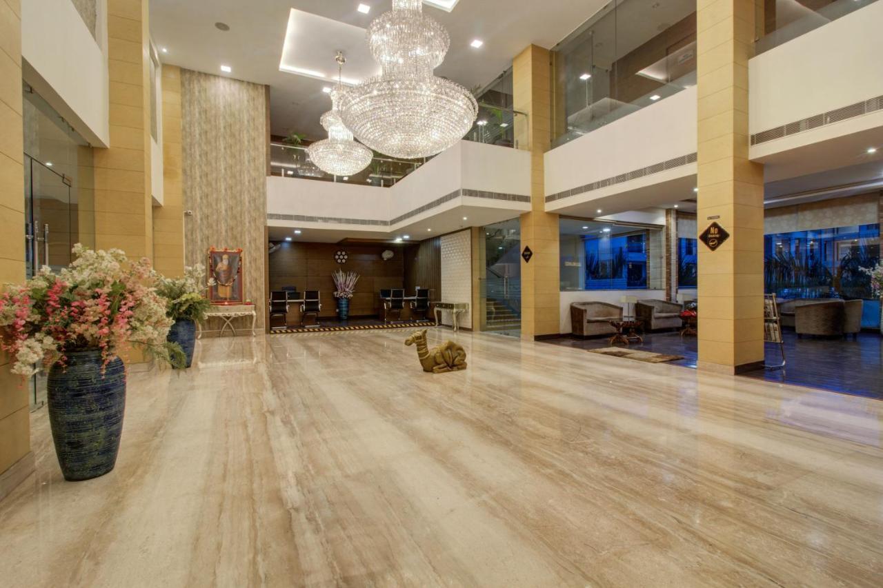 Oyo 3575 The Wave International Jamshedpur Exterior photo