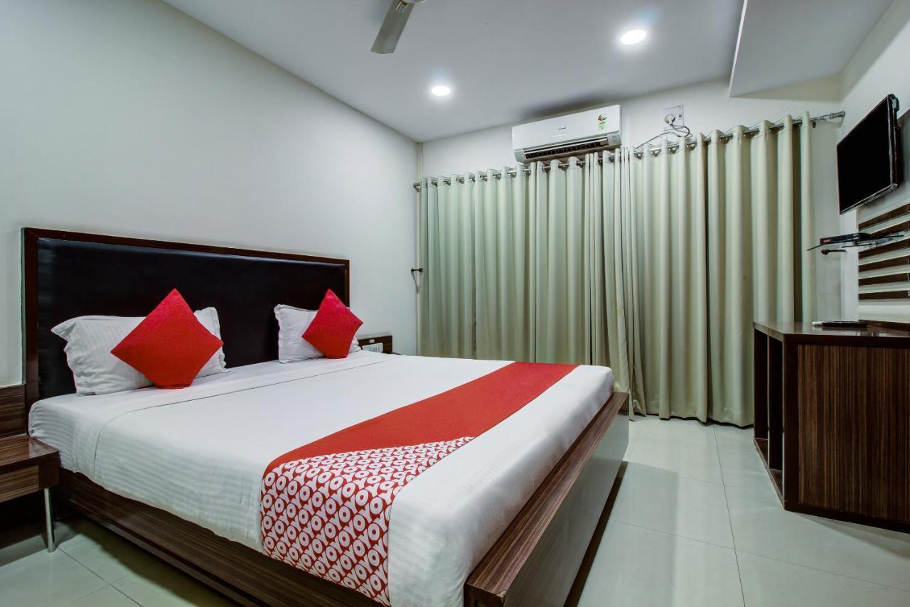 Oyo 3575 The Wave International Jamshedpur Exterior photo